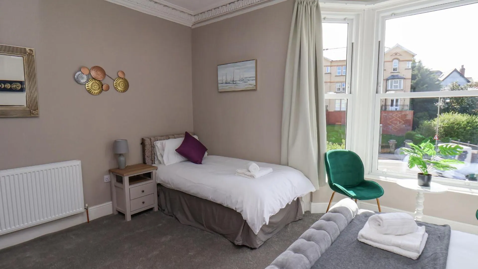 The Corner House Villa Scarborough 0*,