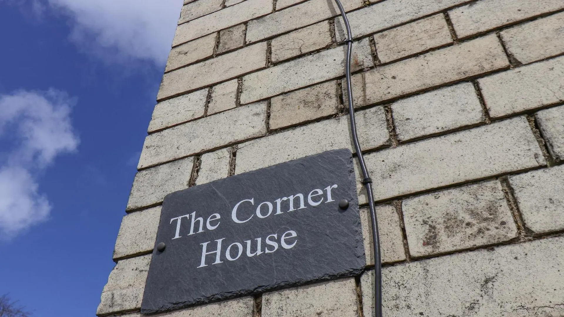 The Corner House Vila Scarborough 0*,
